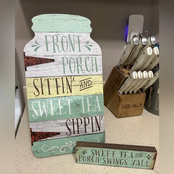Paula Dean wooden Decorative Sign Set “sweet tea” - Picture 2 of 8